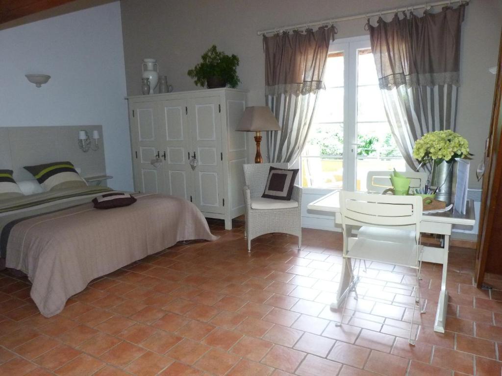 Le Mas Du Pere La Motte Cameră foto